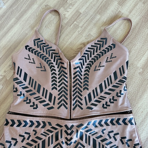 Biliblond Kim One Piece Swimsuit Gold Black XL Straps Cheeky - Picture 12 of 16